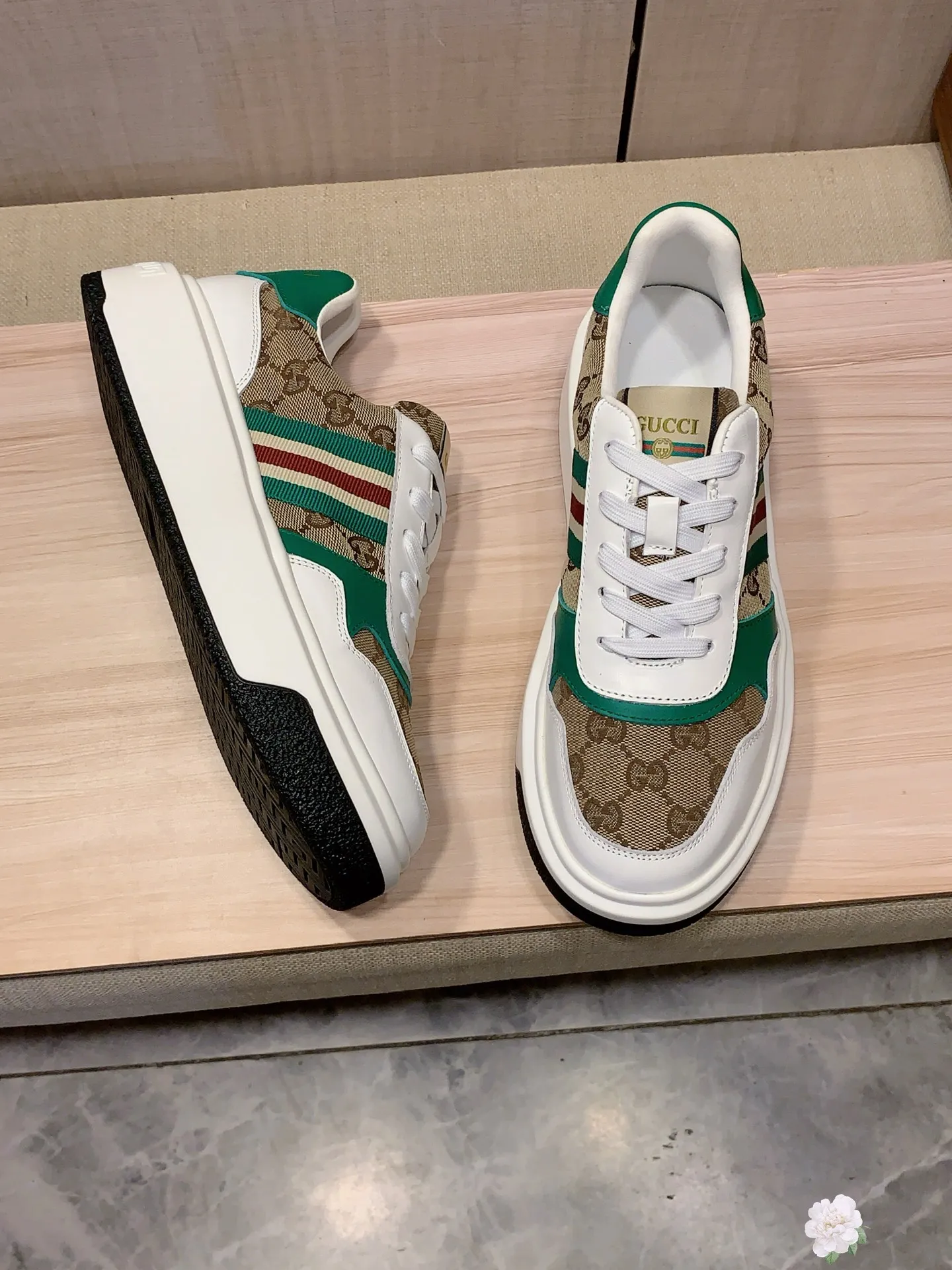 Men's men's shoes💰460💰💰🎩🎩[Lightning][Lightning] "Gucci*" The latest • popular casual shoes, top brand [seduce] luxury ~ purchasing agency, top ~ quality. [Strong] The upper is made of imported breathable cowhide with material ➕ breathable sheepskin feet (•) and fine workmanship. The original stylish and stylish soft rubber wear-resistant and non-slip outsole is light and comfortable on the feet. The real thing looks better when photographed in person. 0127: code: 38-44, 3️⃣ colors selected